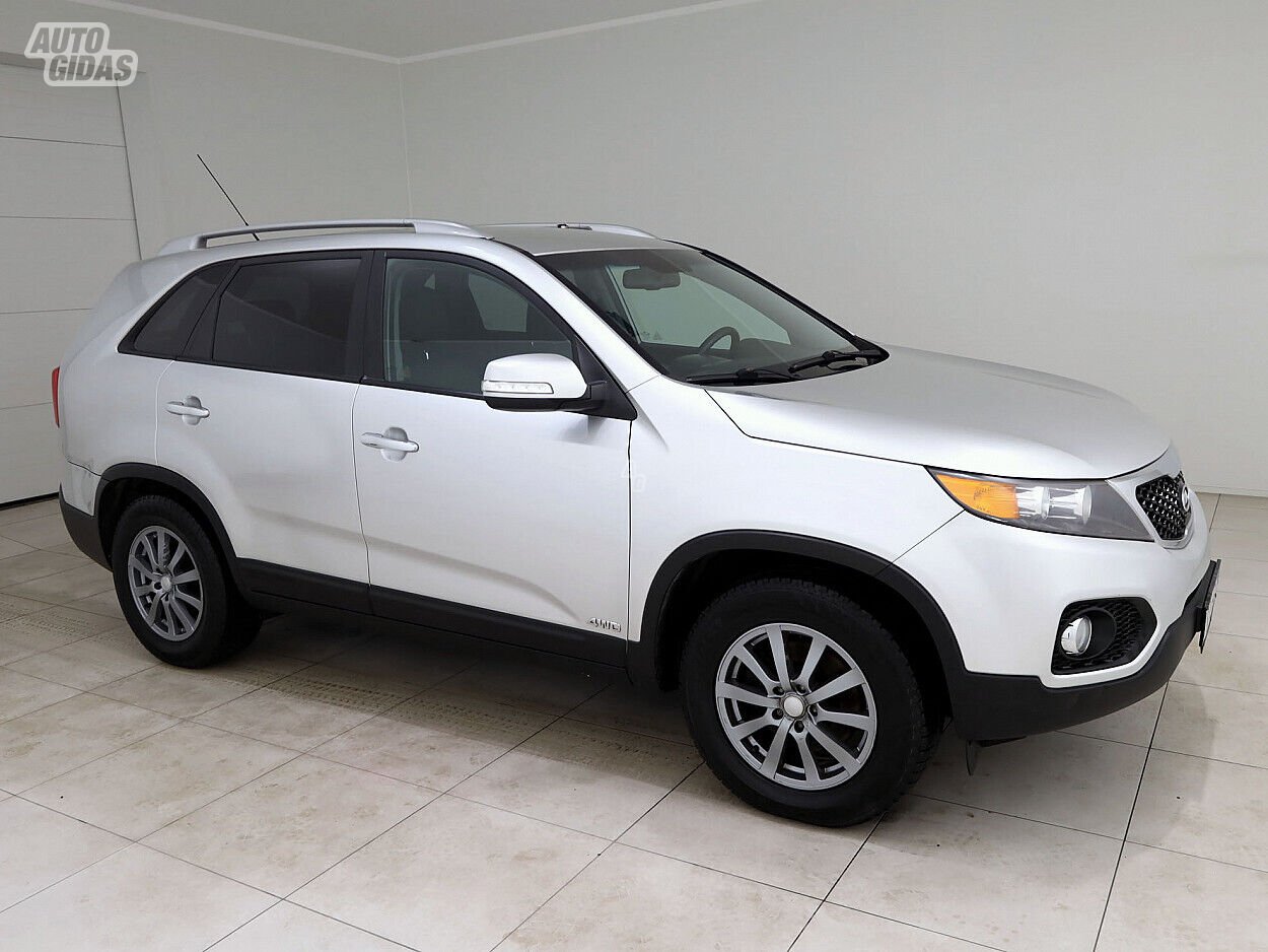 Kia Sorento 2010 y Off-road / Crossover