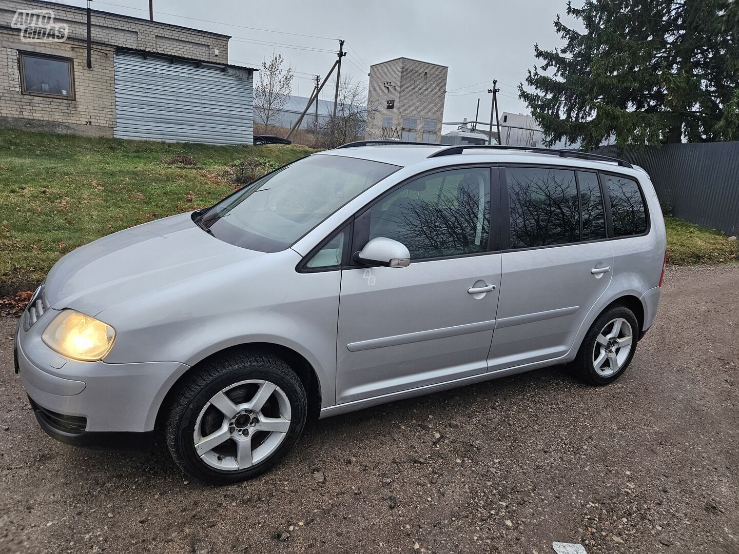 Volkswagen Touran 2004 г Минивэн