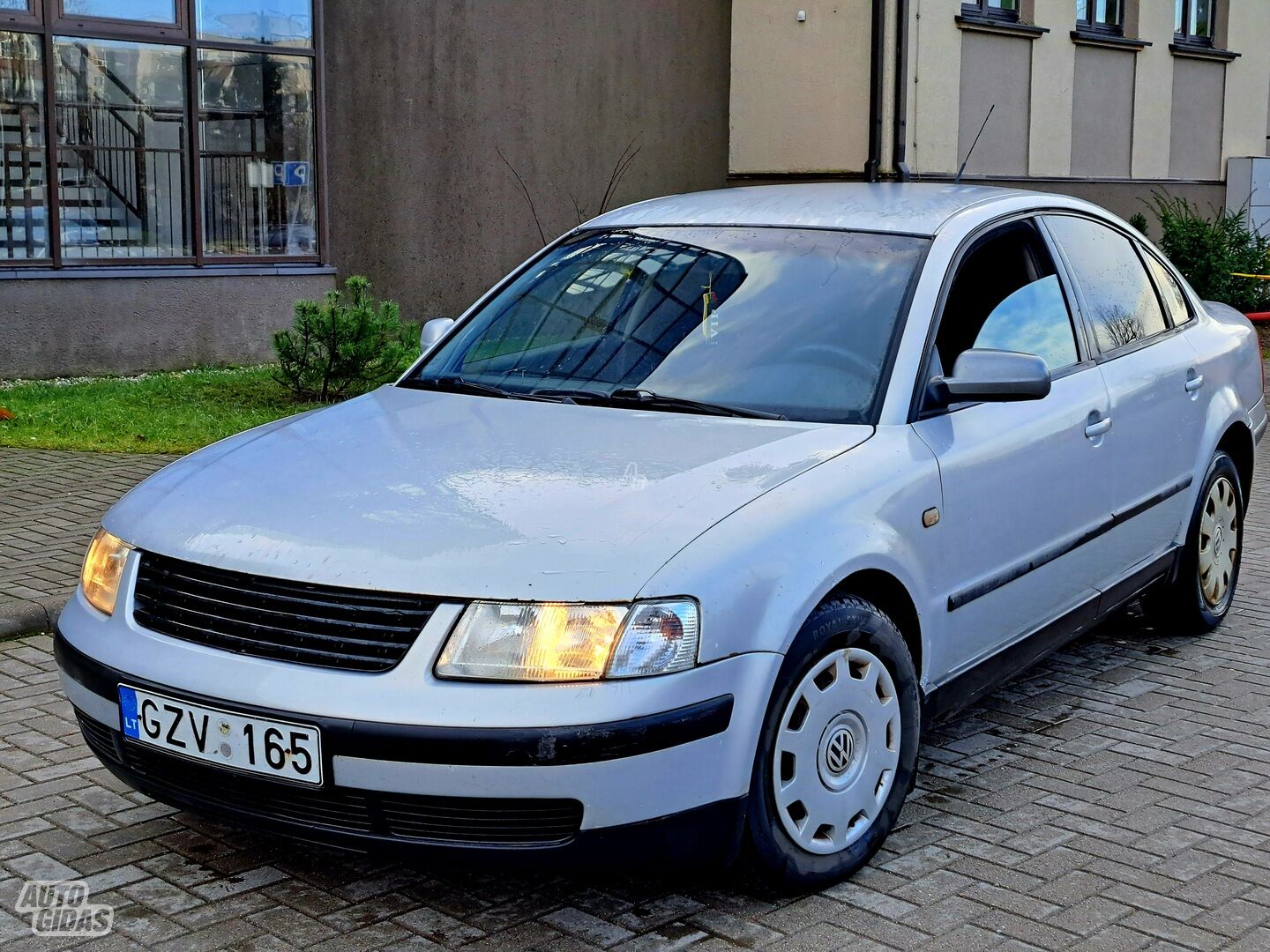 Volkswagen Passat 1998 y Sedan