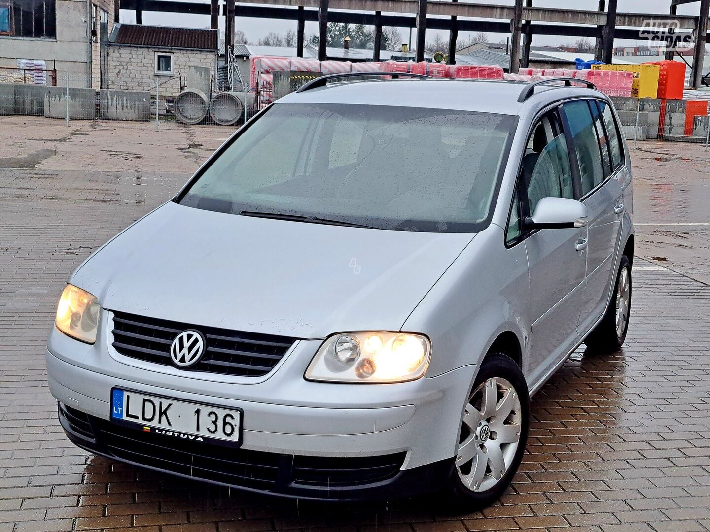 Volkswagen Touran 2004 y Van