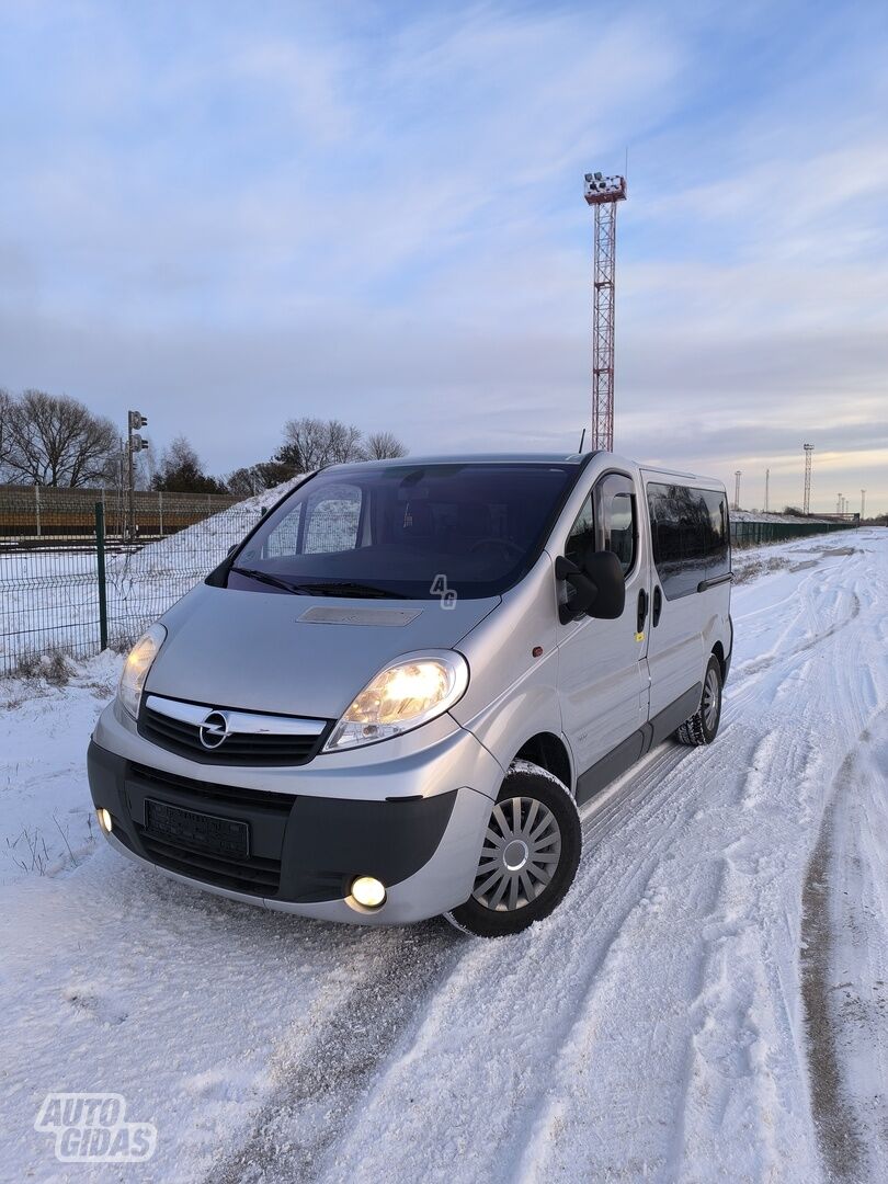 Opel Vivaro 2014 y Minibus