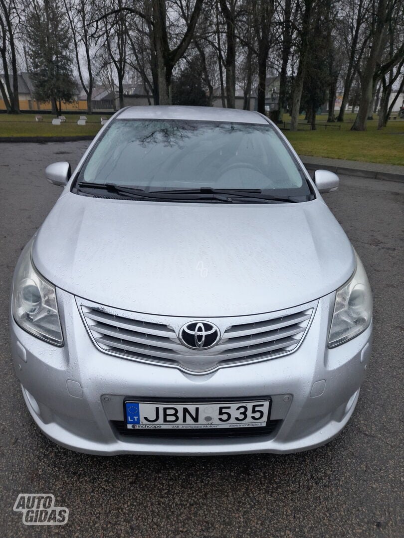 Toyota Avensis 2012 m Sedanas