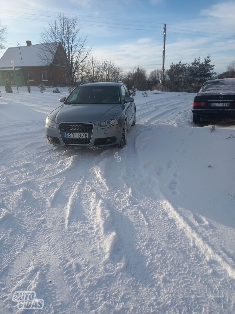 Audi A4 2008 m Universalas