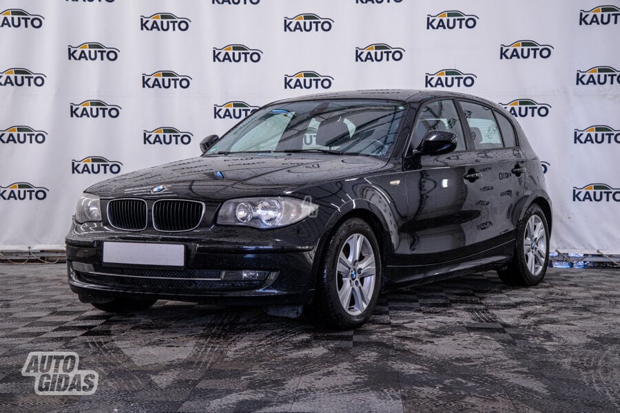 Bmw 120 2011 y Hatchback