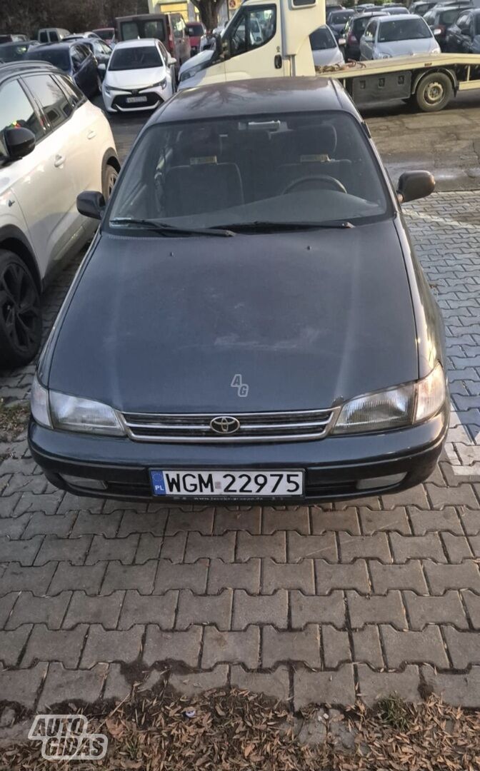 Toyota Carina 1995 m Sedanas