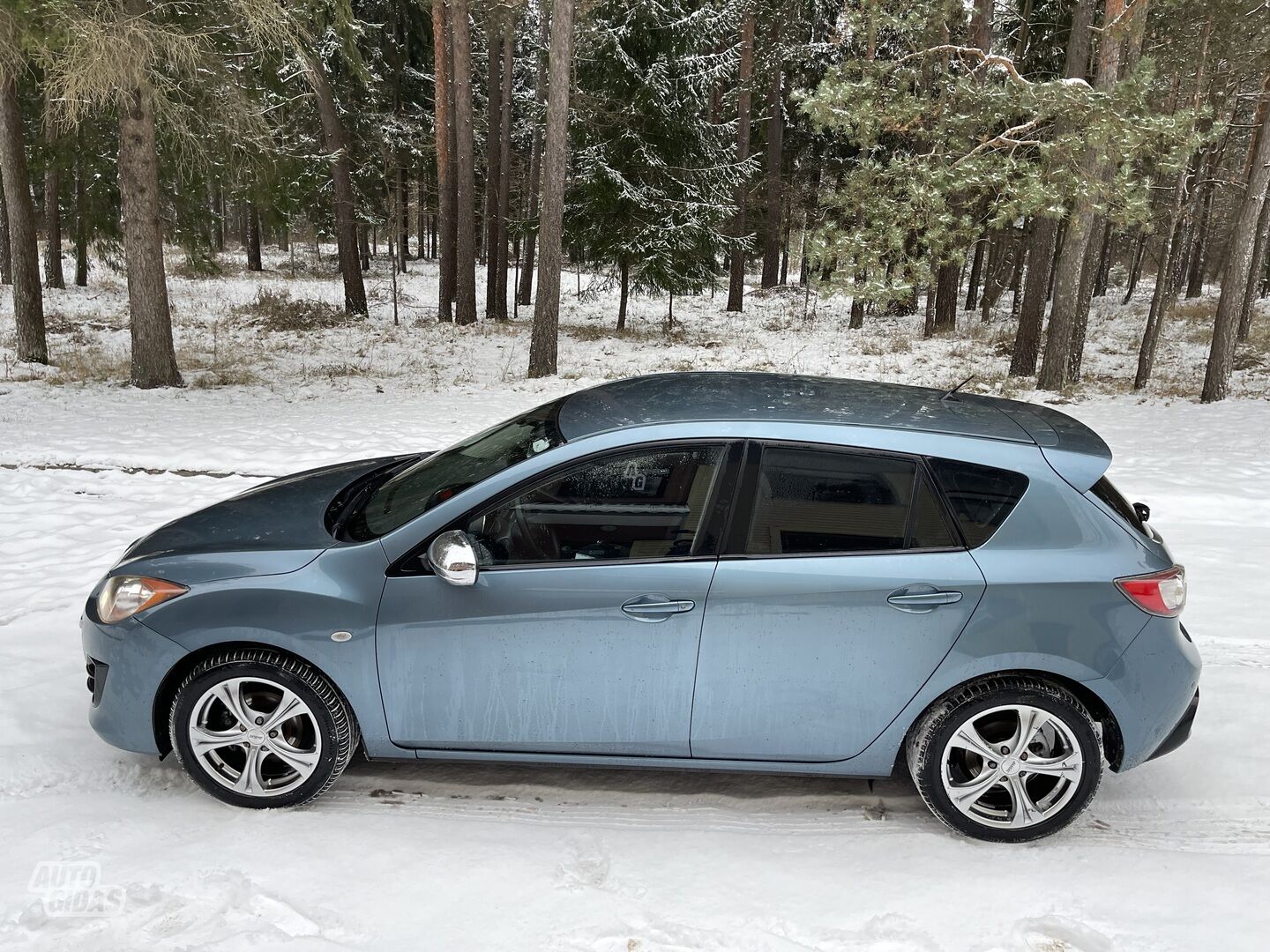 Mazda 3 1600 GEROS BUKLES 2010 y