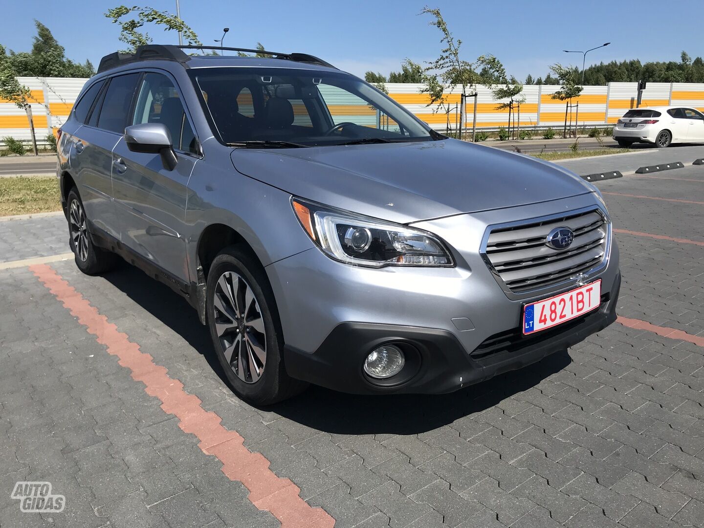 Subaru OUTBACK 2015 г Внедорожник / Кроссовер