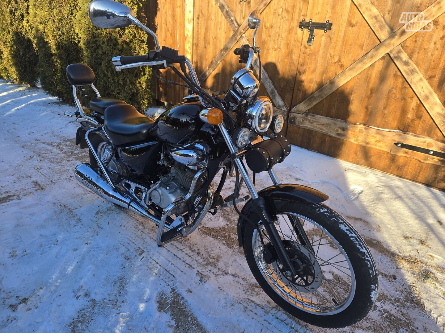 SMC 1998 m Čioperis / Cruiser / Custom motociklas