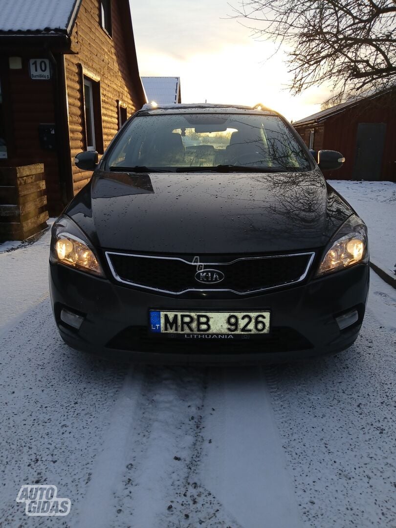 Kia Cee'd 2009 m Universalas