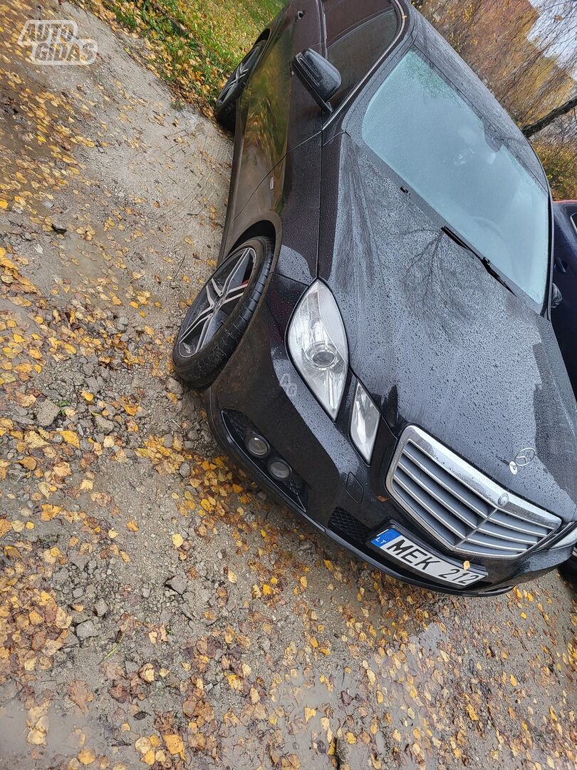 Mercedes-Benz E 200 CDI 2011 г