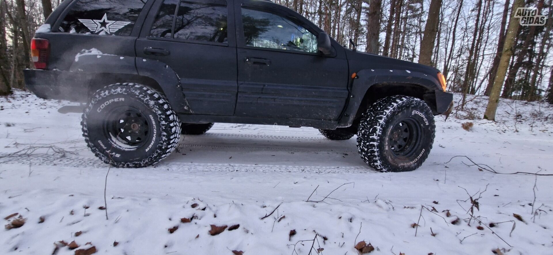 Jeep Grand Cherokee Laredo 2000 m