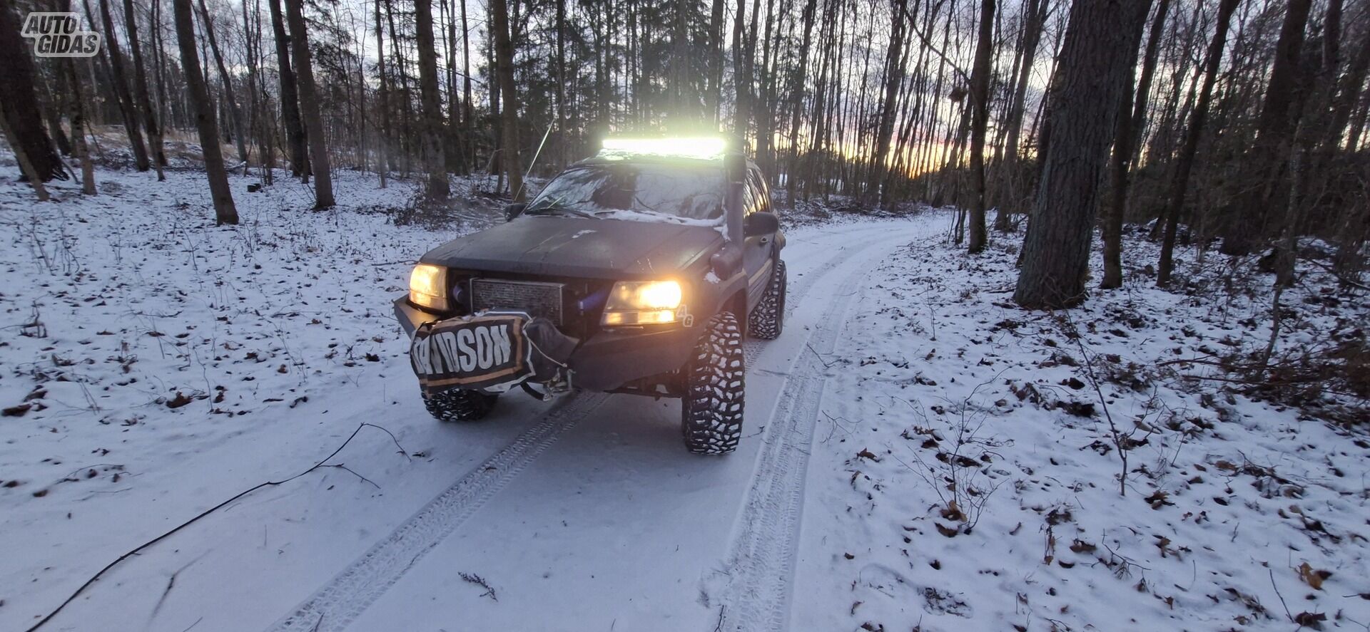 Jeep Grand Cherokee Laredo 2000 г