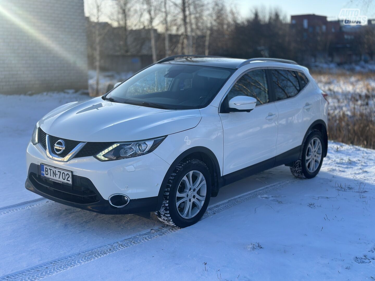 Nissan Qashqai 2015 г Хэтчбек