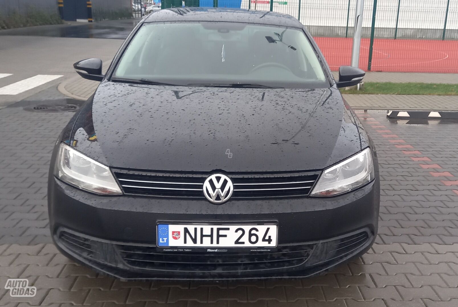 Volkswagen Jetta 2012 г Седан