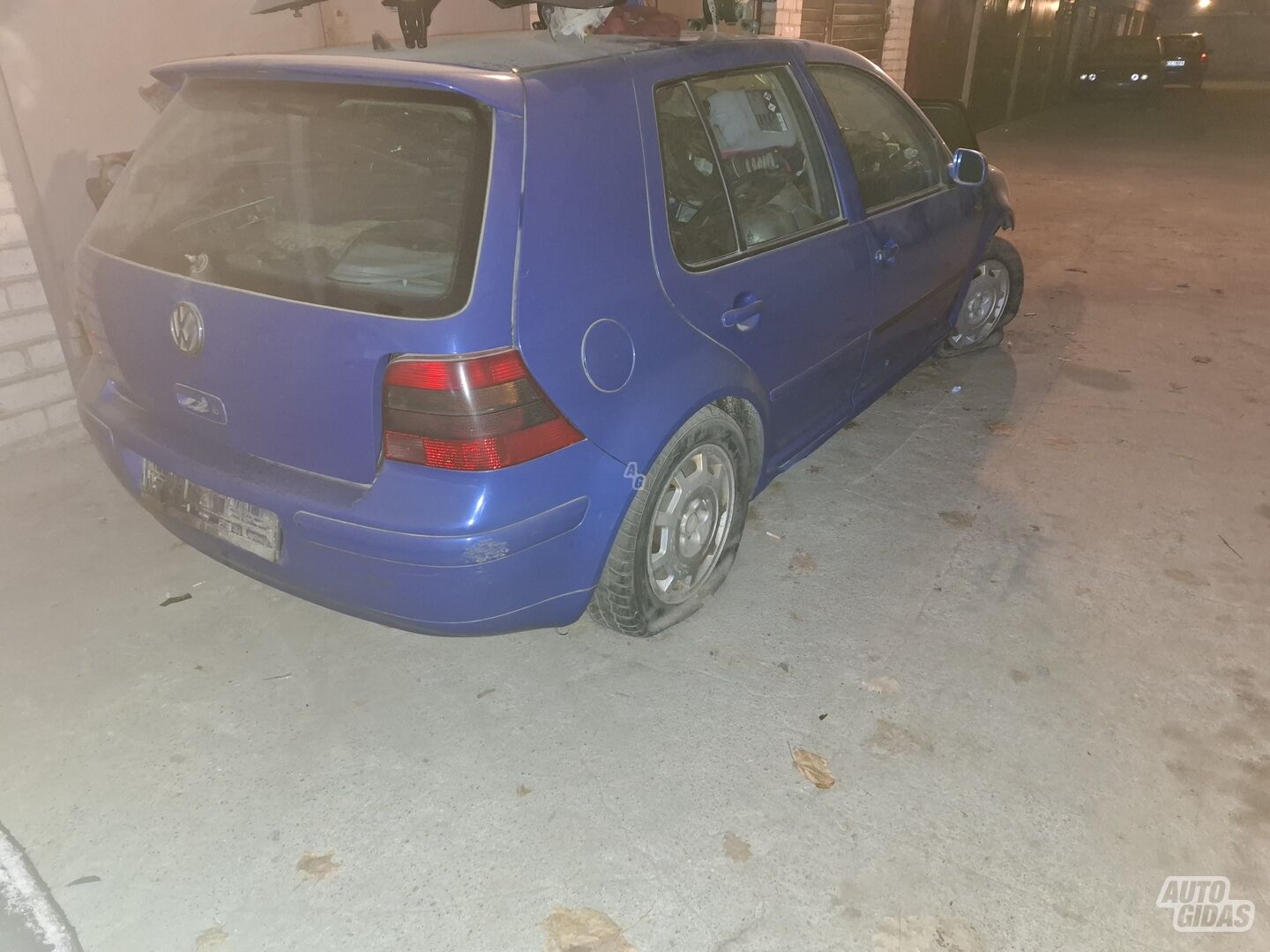 Volkswagen Golf IV 2001 г запчясти