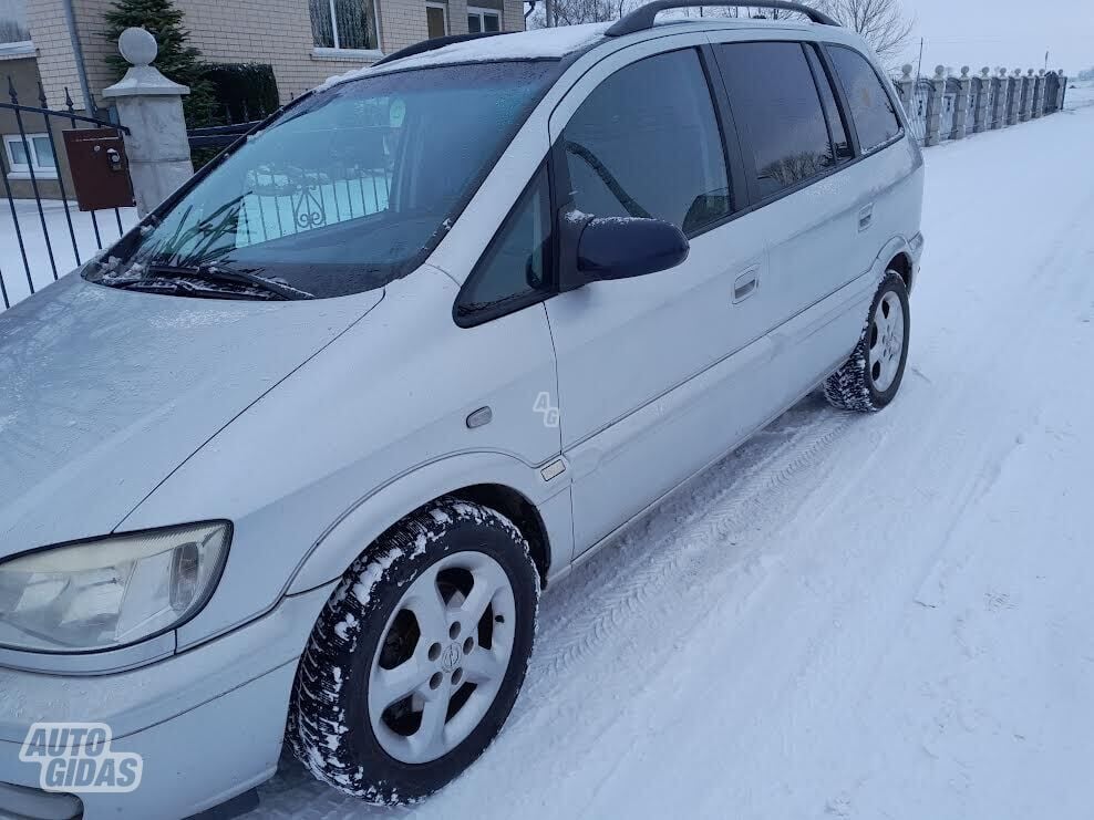 Opel Zafira 2005 г Минивэн