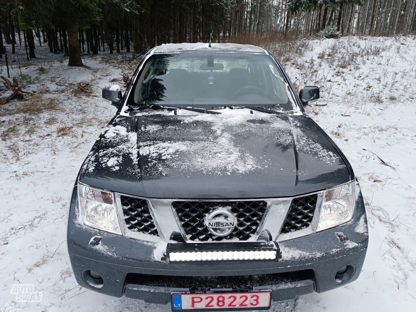 Nissan Navara 2012 г Пикап