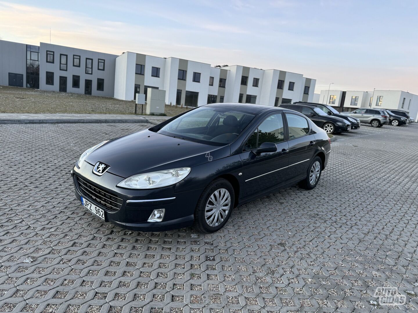 Peugeot 407 2010 г Хэтчбек