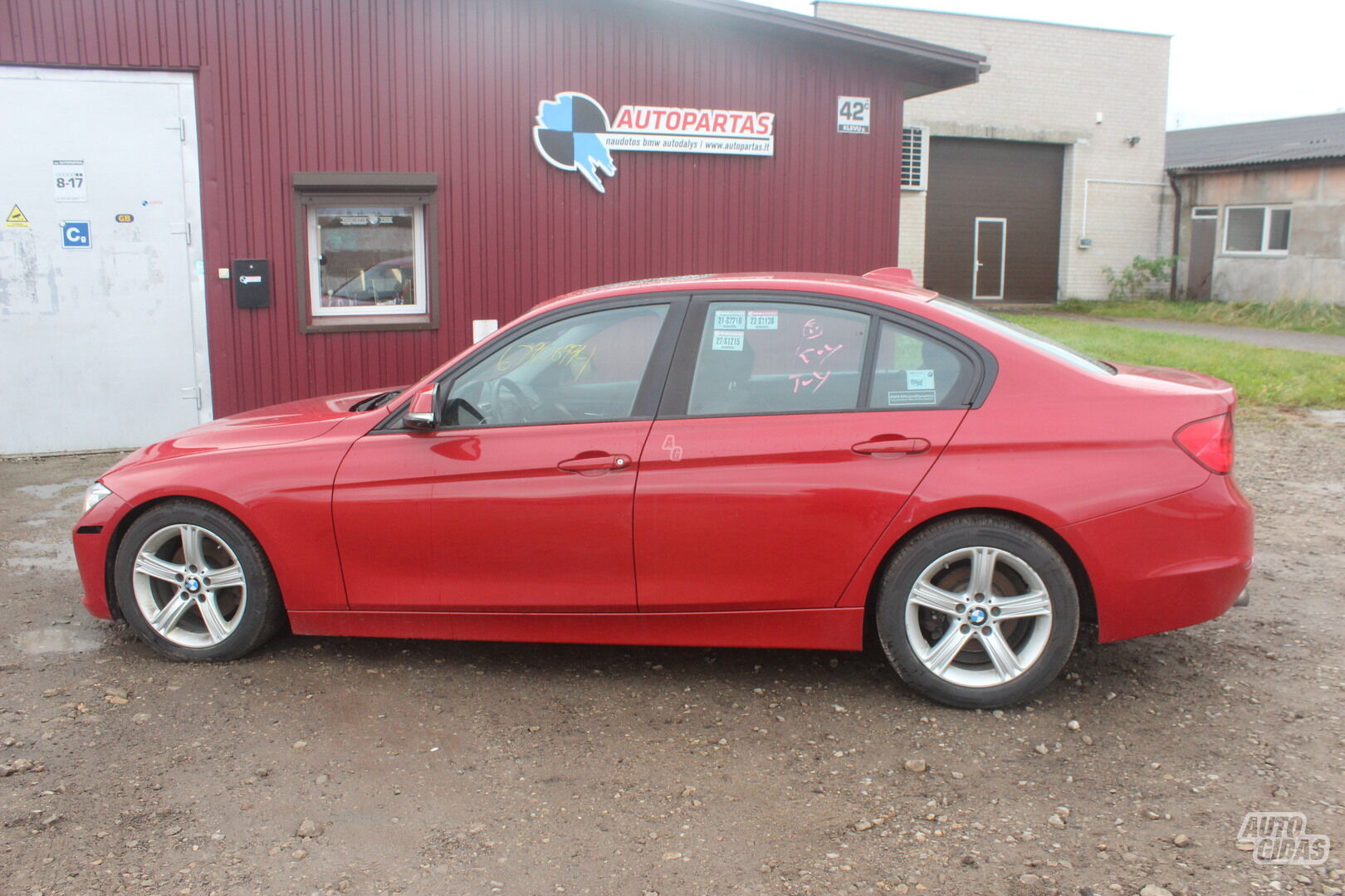 Bmw 320 F30 2013 y parts