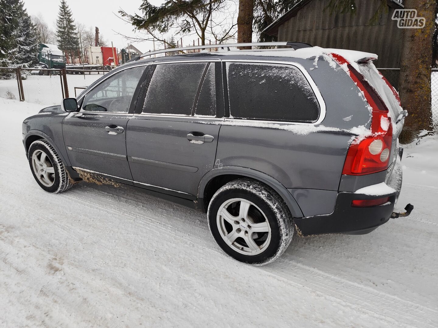 Volvo XC90 2005 y Off-road / Crossover