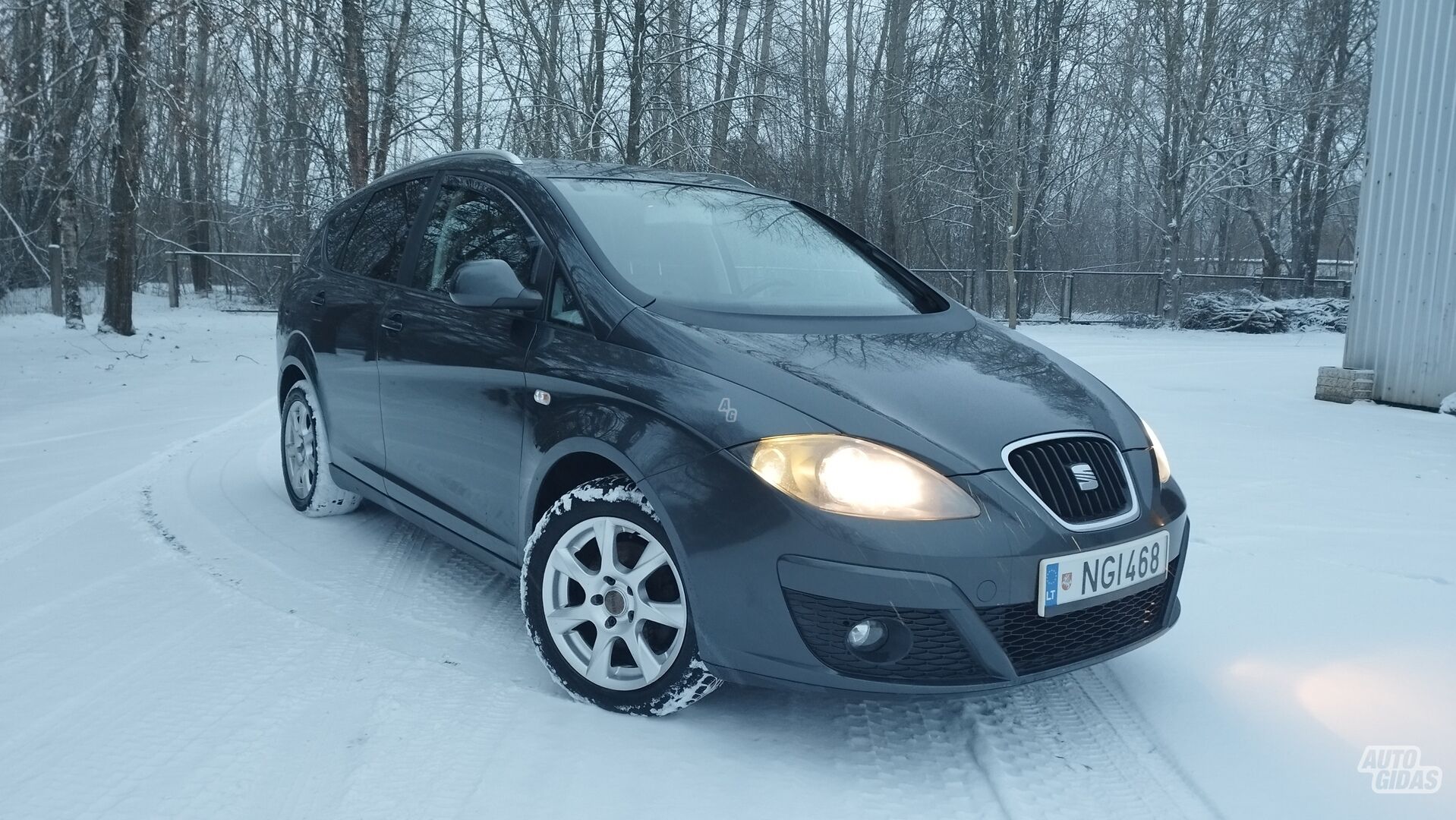 Seat Altea XL 2010 г Минивэн