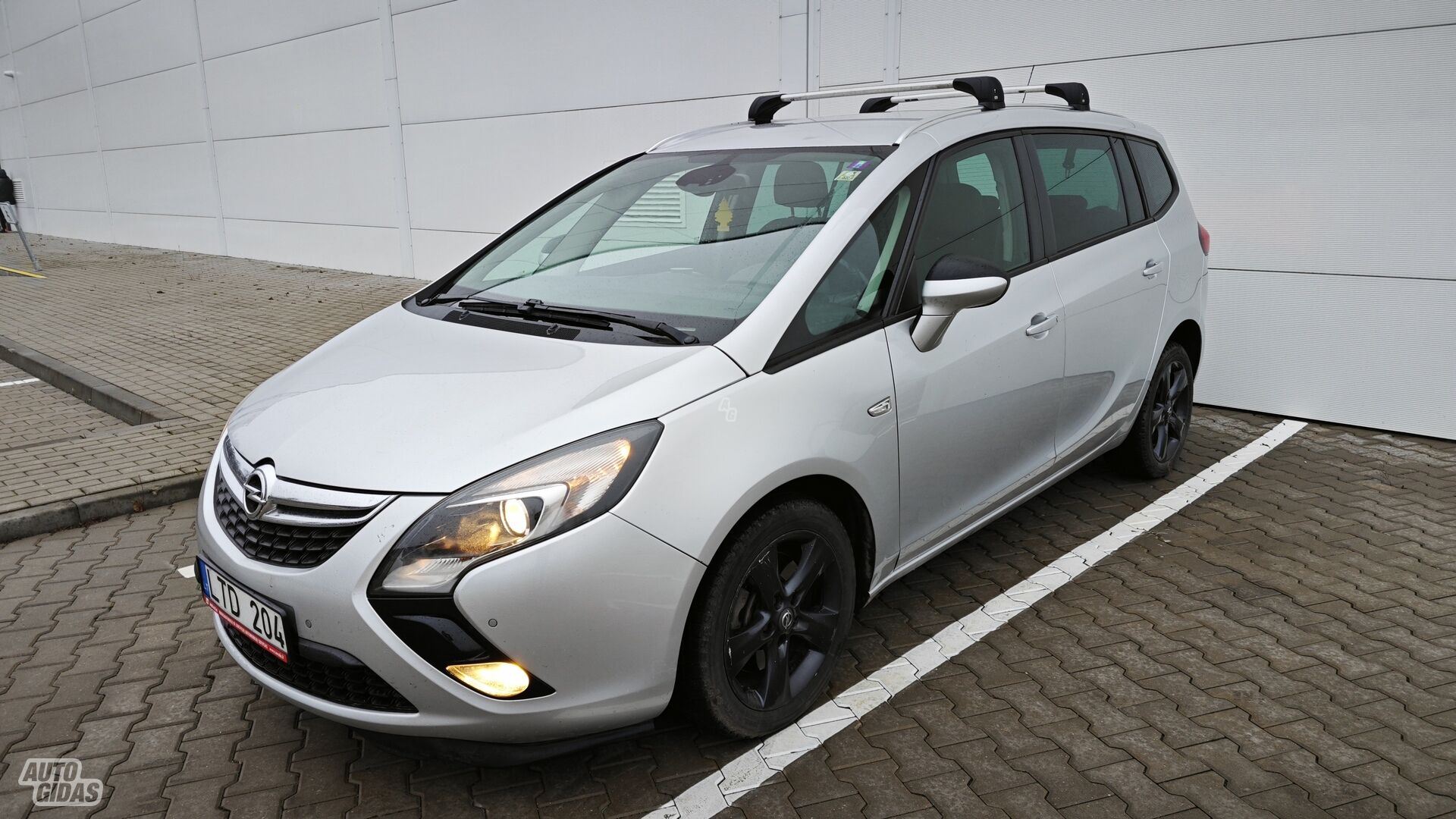 Opel Zafira 2015 г Минивэн