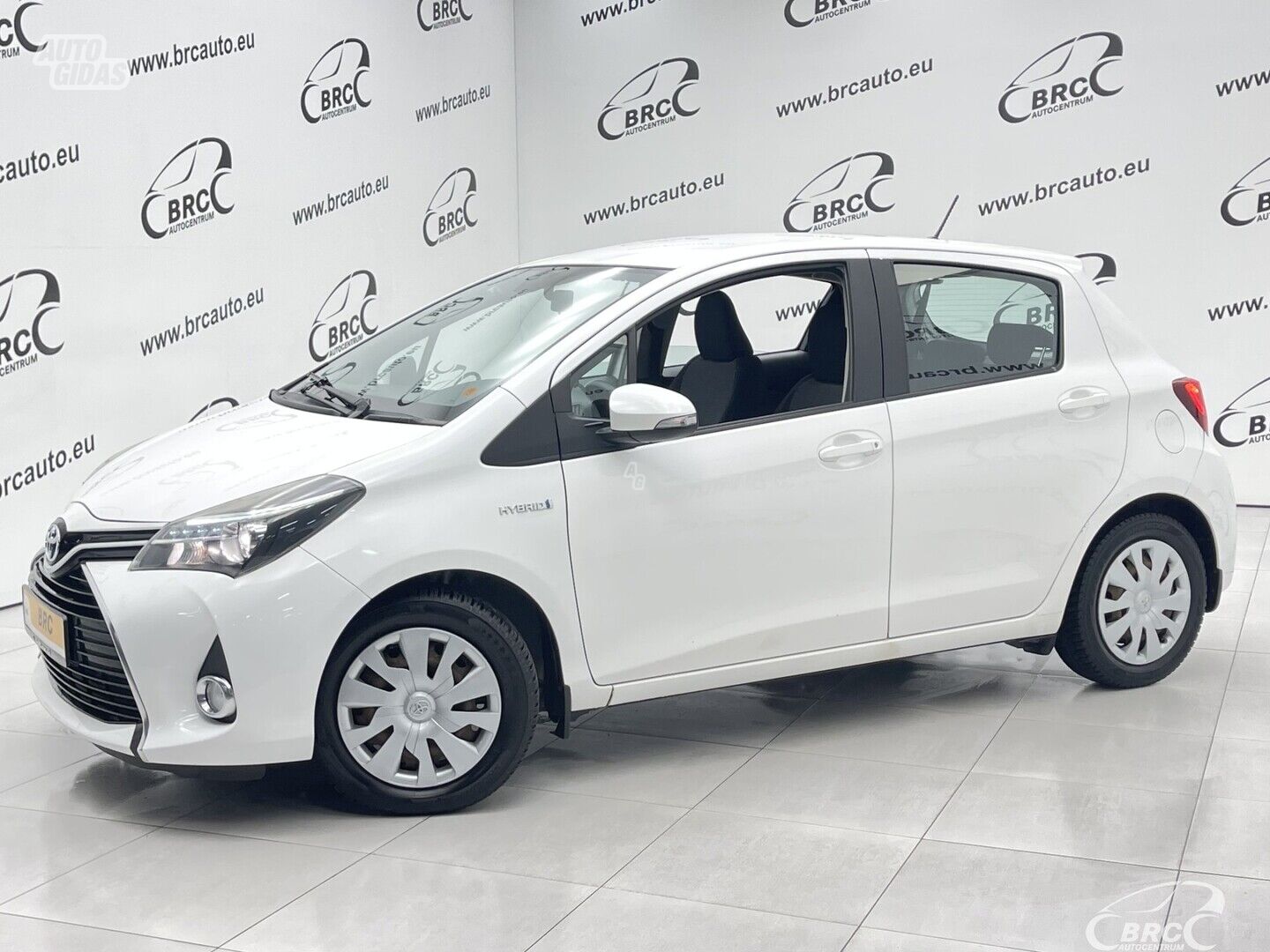 Toyota Yaris Hybrid Active Automa 2014 m