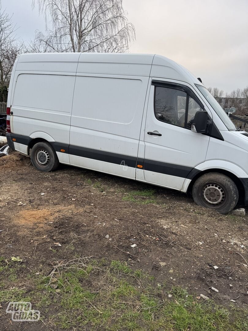 Mercedes-Benz Sprinter 2014 y parts