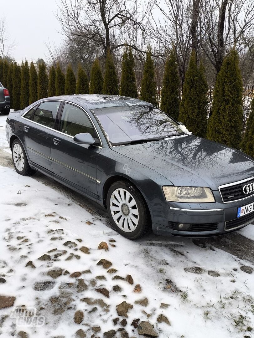 Audi A8 2004 г Седан