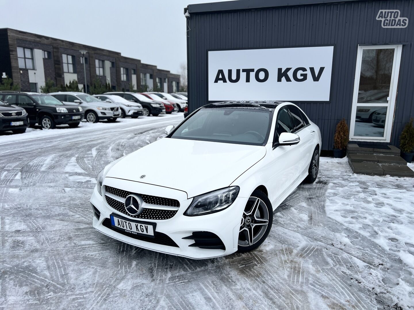 Mercedes-Benz C 300 2020 y Sedan