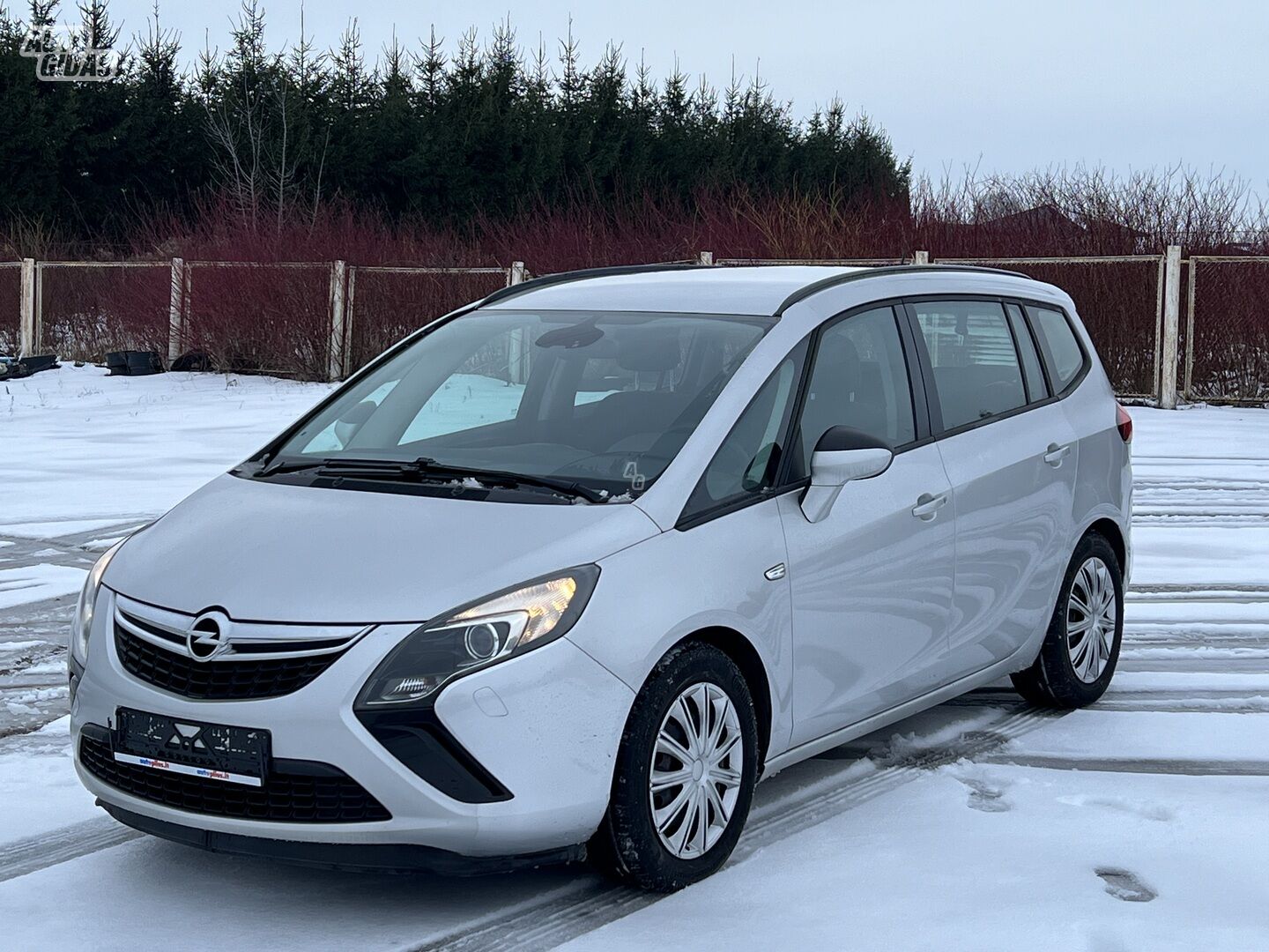 Opel Zafira Tourer 2012 m Universalas