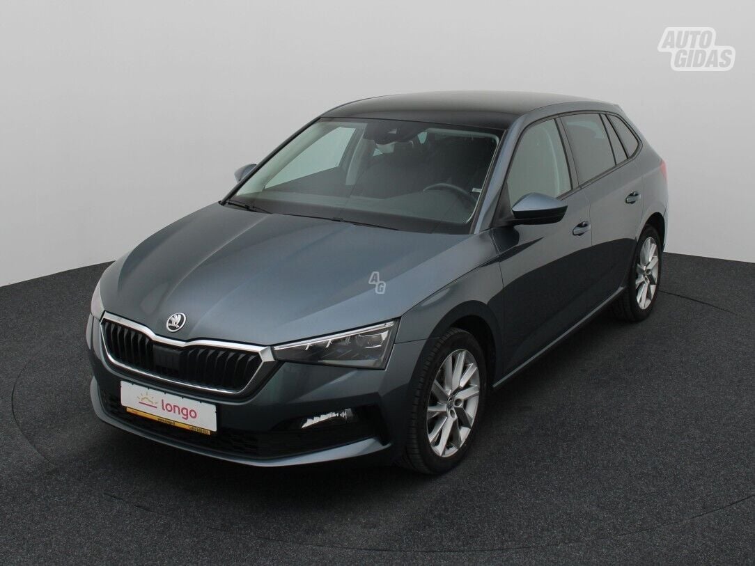 Skoda SCALA 2019 y Hatchback