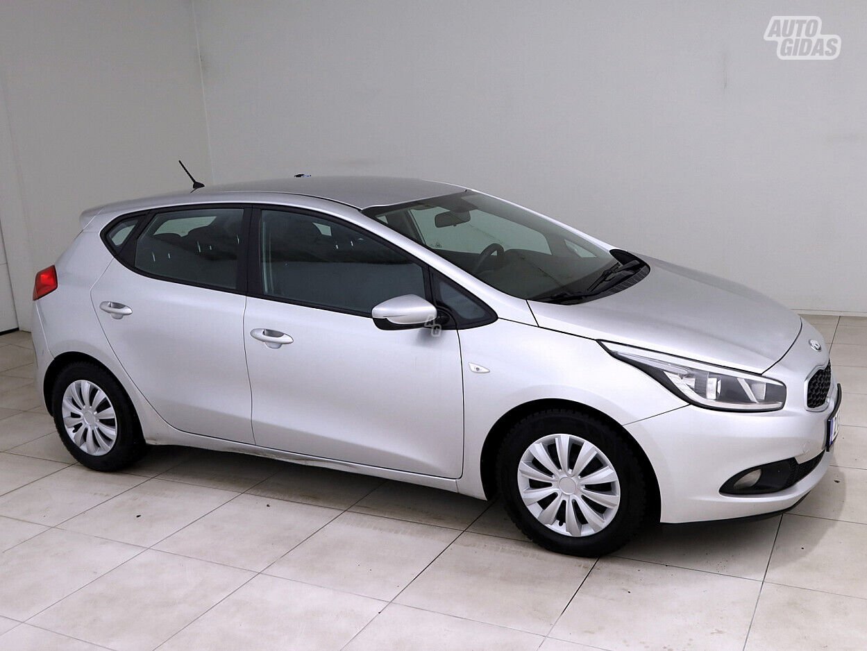 Kia Cee'd 2013 m Hečbekas