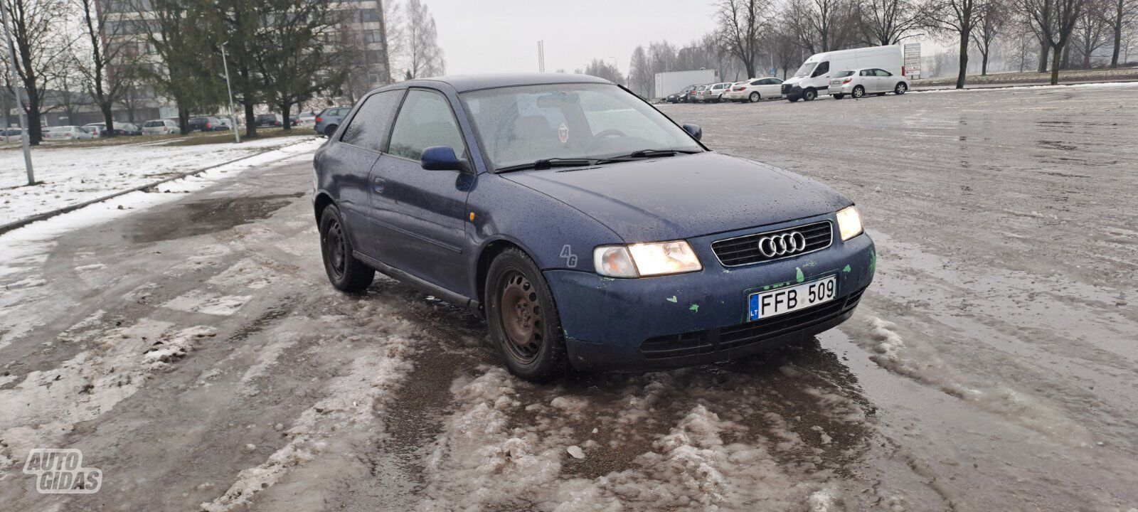 Audi A3 2000 m Hečbekas