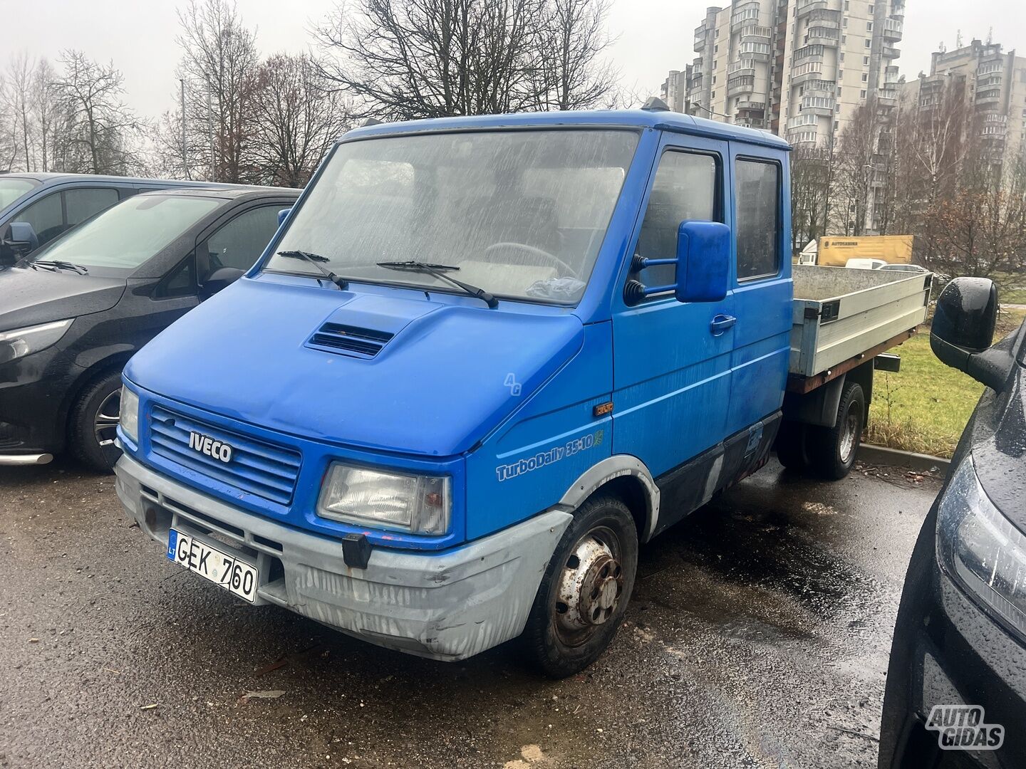 Iveco 35-10 1994 y Commercial auto (with box)