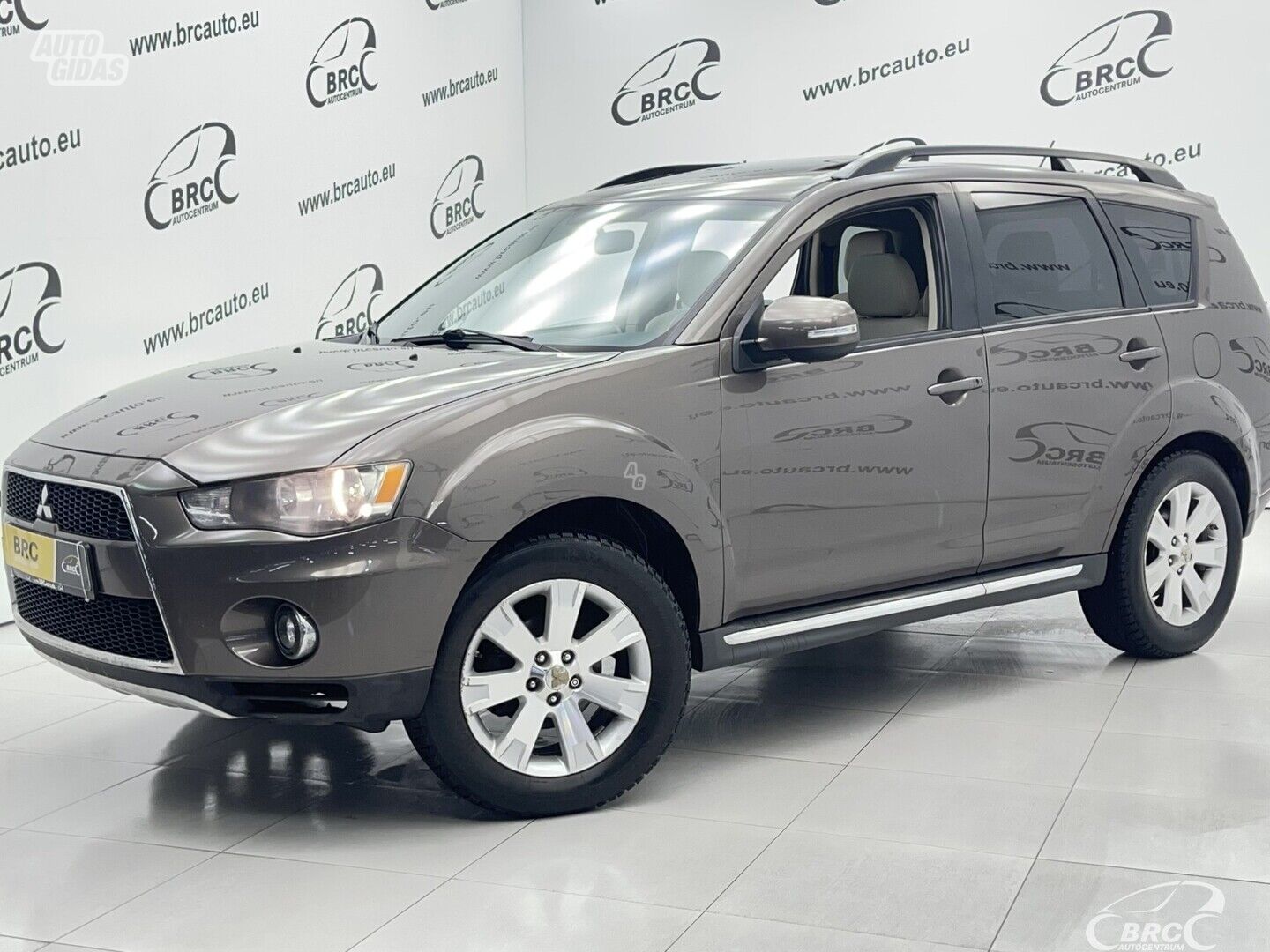 Mitsubishi Outlander 2WD Automatas 2011 г