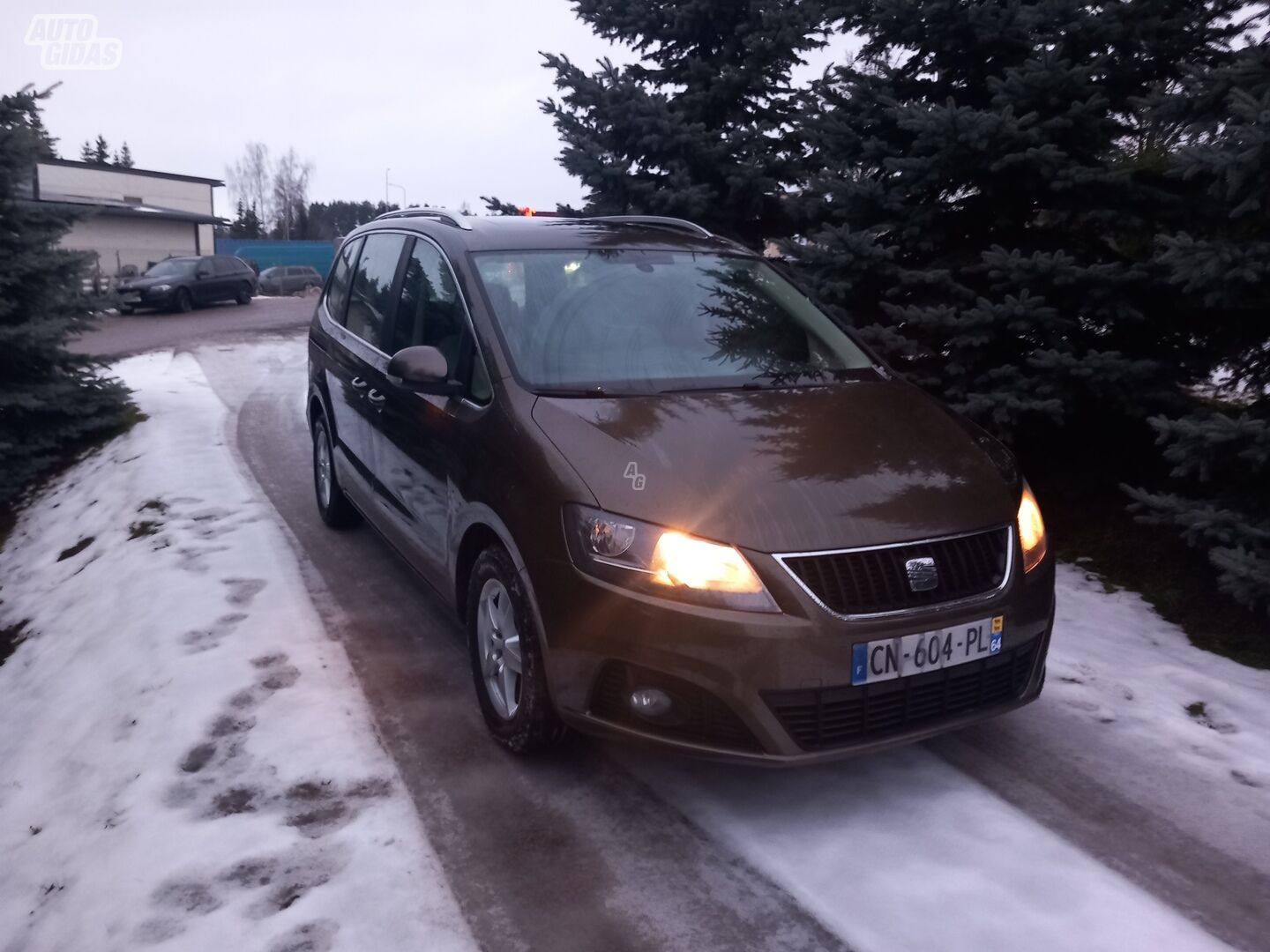 Seat Alhambra 2012 г Минивэн