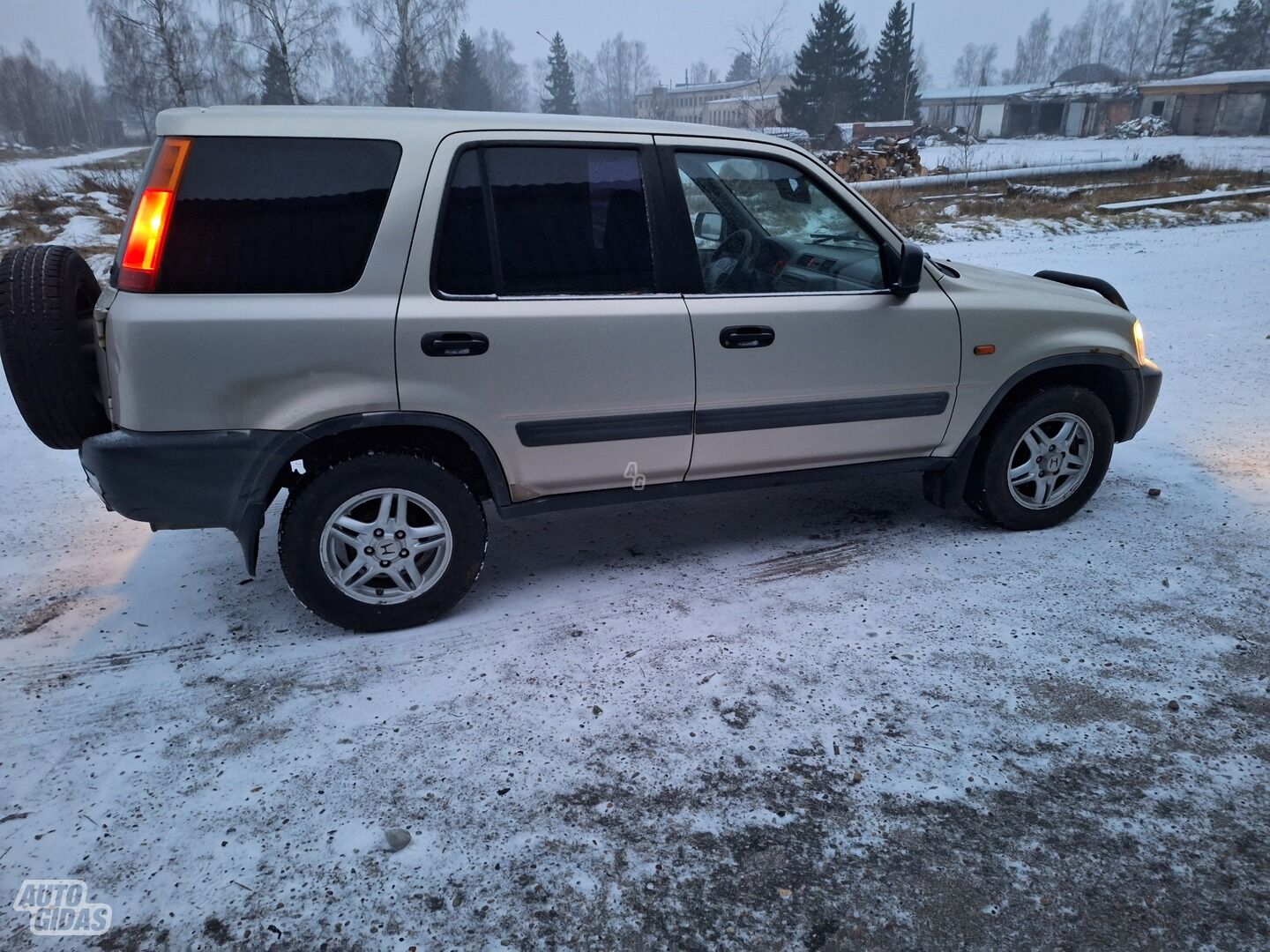 Honda CR-V 2000 y Off-road / Crossover