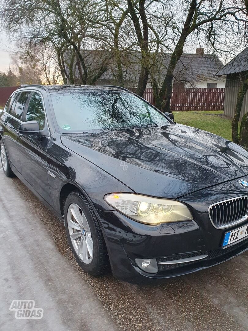 Bmw 520 2011 m Universalas