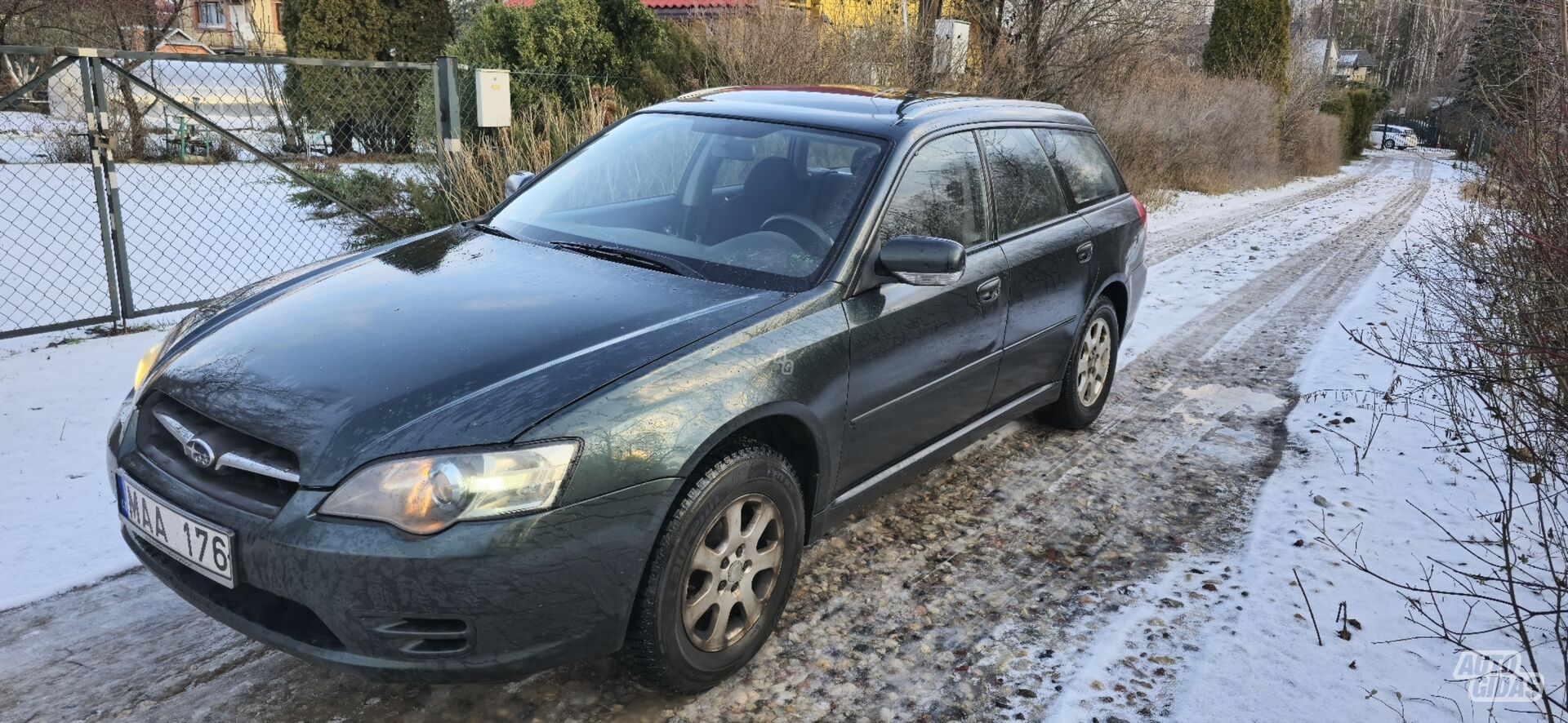 Subaru Legacy 2006 y Off-road / Crossover