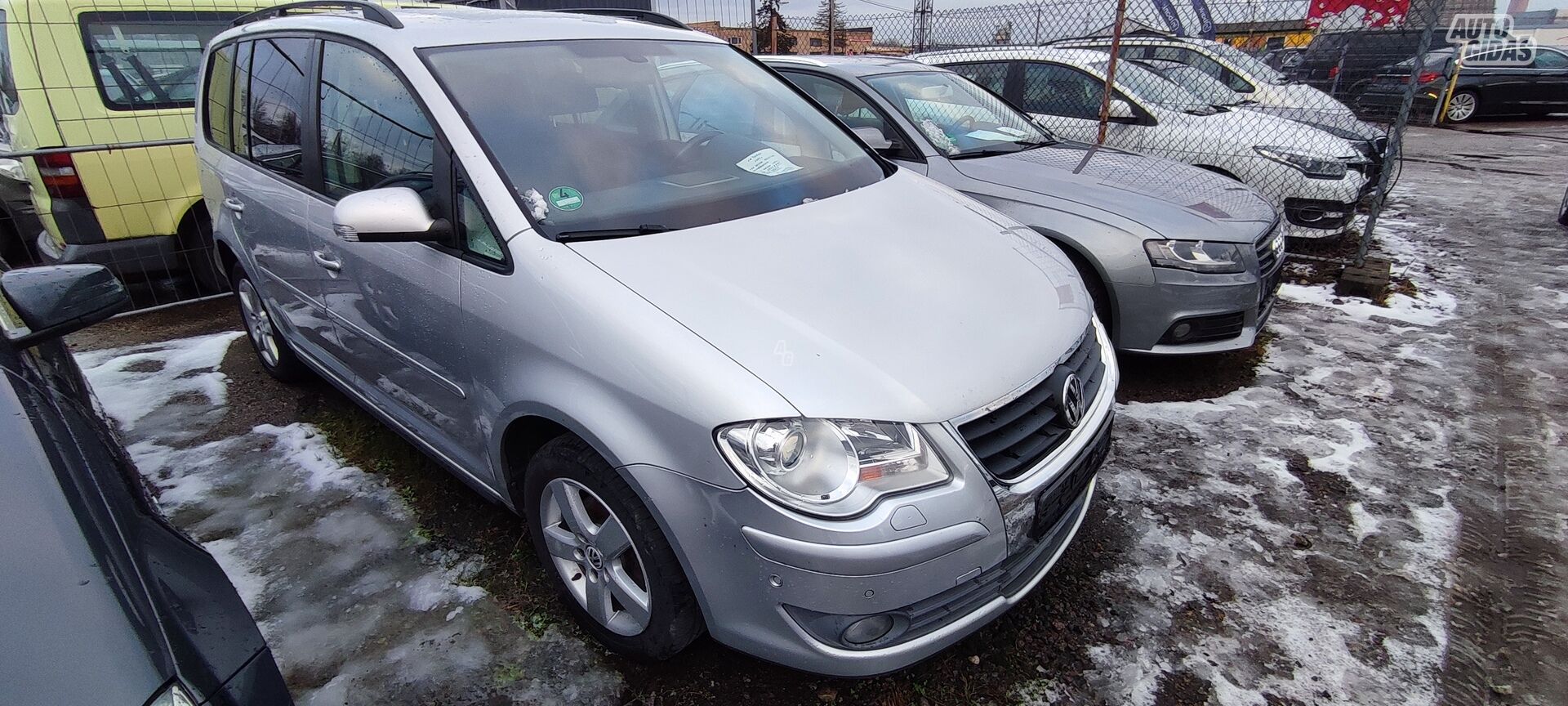 Volkswagen Touran 2009 m Vienatūris