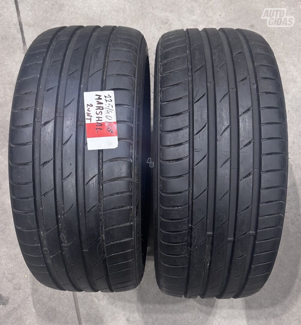 Marshal/Kumho Mu12 R18 summer tyres passanger car