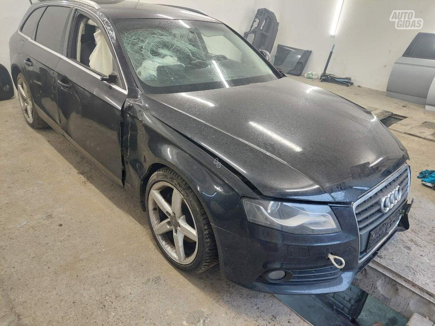 Audi A4 2010 m dalys