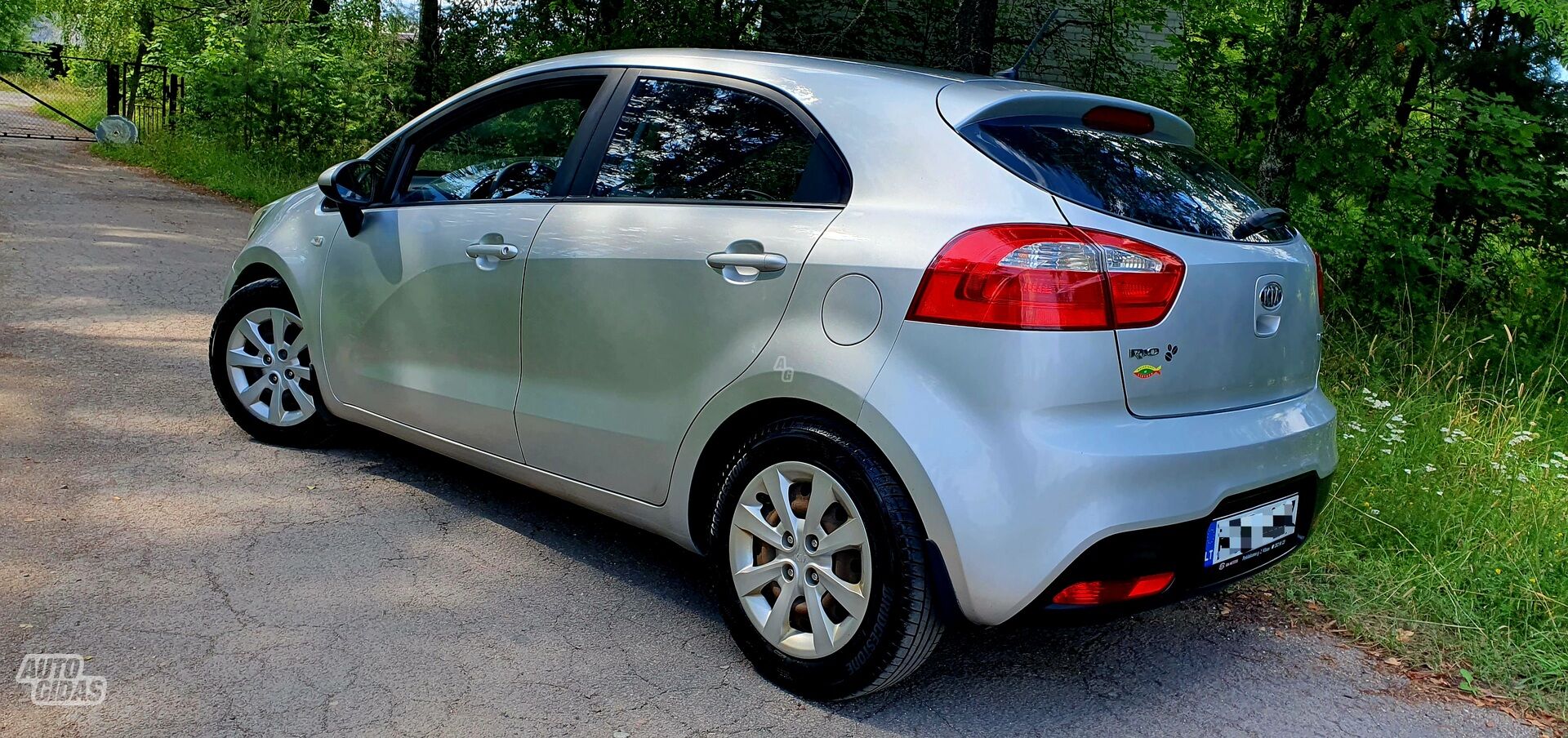 Kia Rio 2012 г Хэтчбек