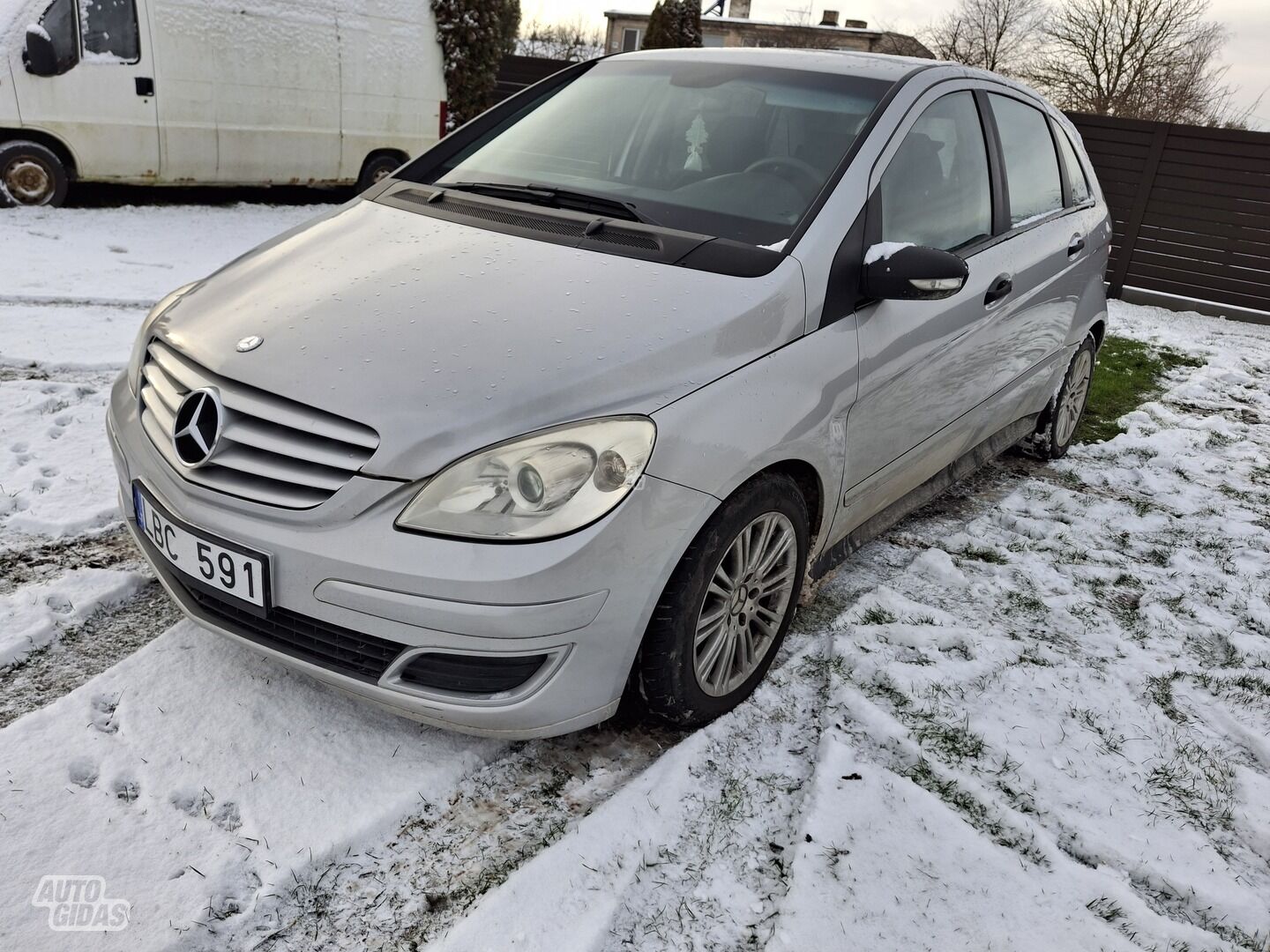 Mercedes-Benz B 180 2006 г Хэтчбек