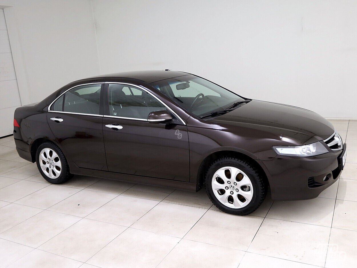 Honda Accord 2006 г Седан