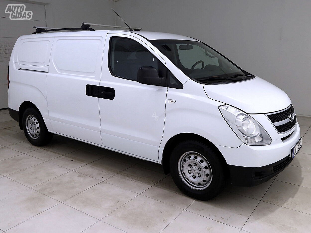 Hyundai H1 2010 г Грузовой микроавтобус