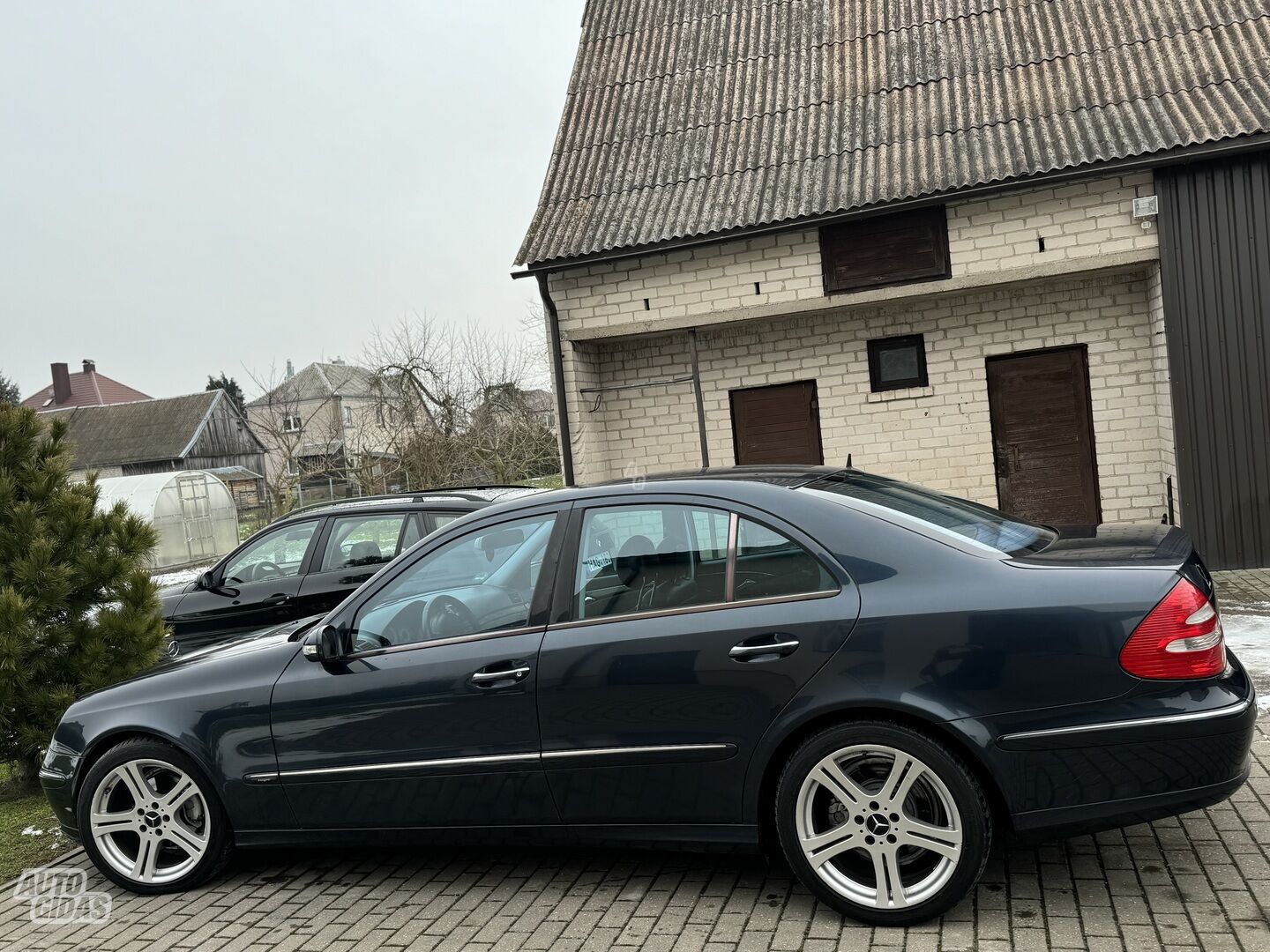 Mercedes-Benz E 270 Avantgarde 2003 m