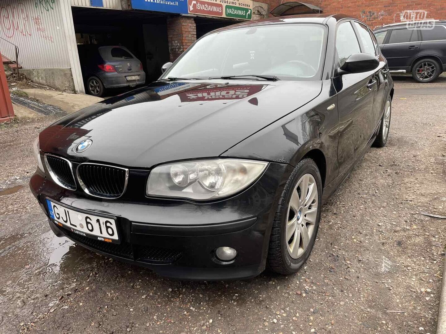 Bmw 118 2006 y Hatchback