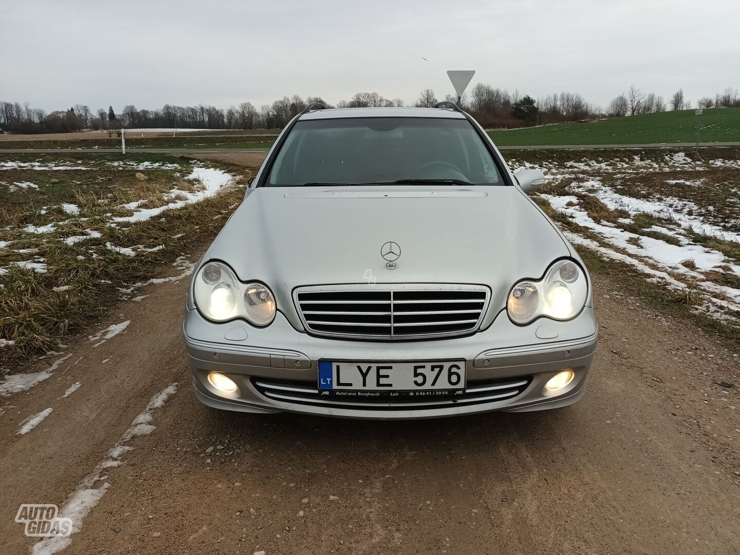 Mercedes-Benz C 220 2006 y Wagon